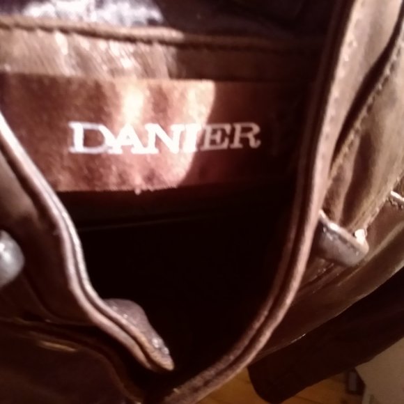 Manteau cuir, femme, Danier, taille M, Fermeture éclair, presque Neuf - Picture 5 of 5